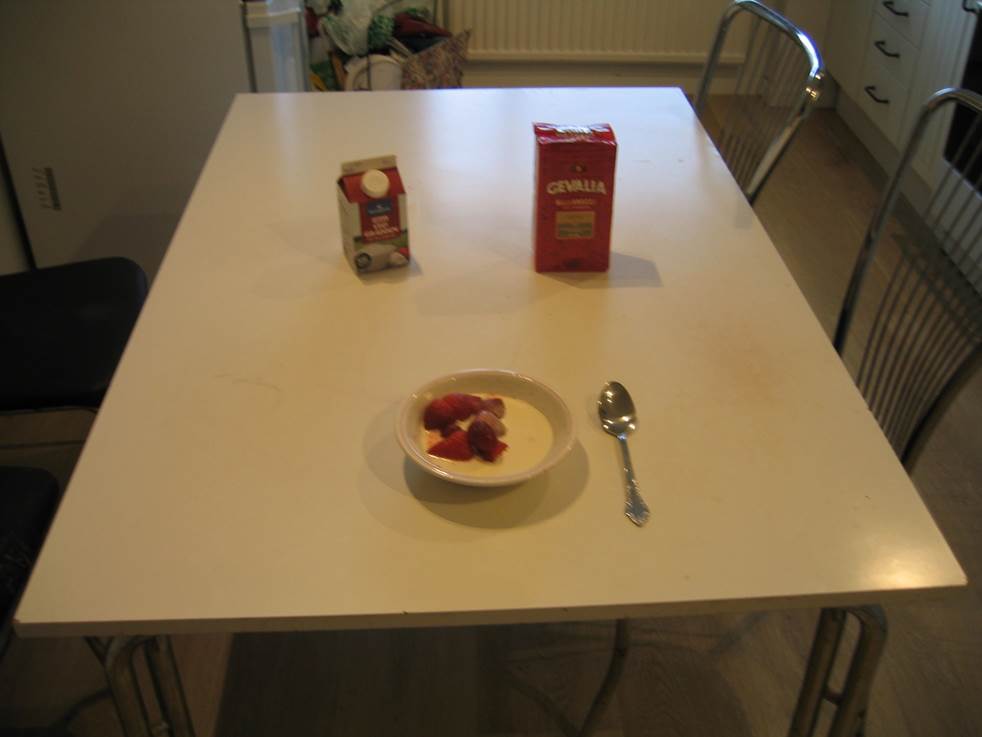 En bild som visar bordsservis, inomhus, mat, Matlagningsredskap

Automatiskt genererad beskrivning